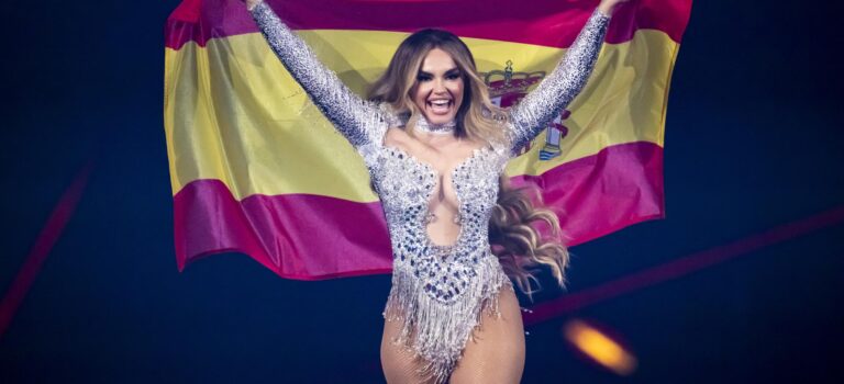 Así es Uxue López, la influencer que tuvo una relación con Plex antes de Aitana