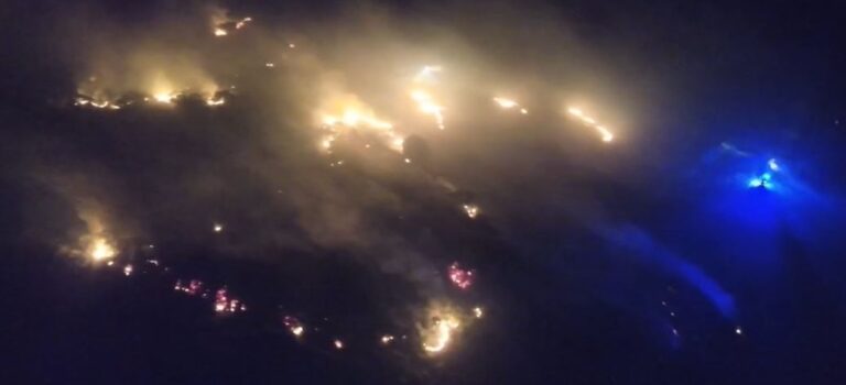 Los tres ‘combustibles’ que ayudaron a que el fuego se propagase en Méntrida: «Se movía más rápido que nuestros bomberos»