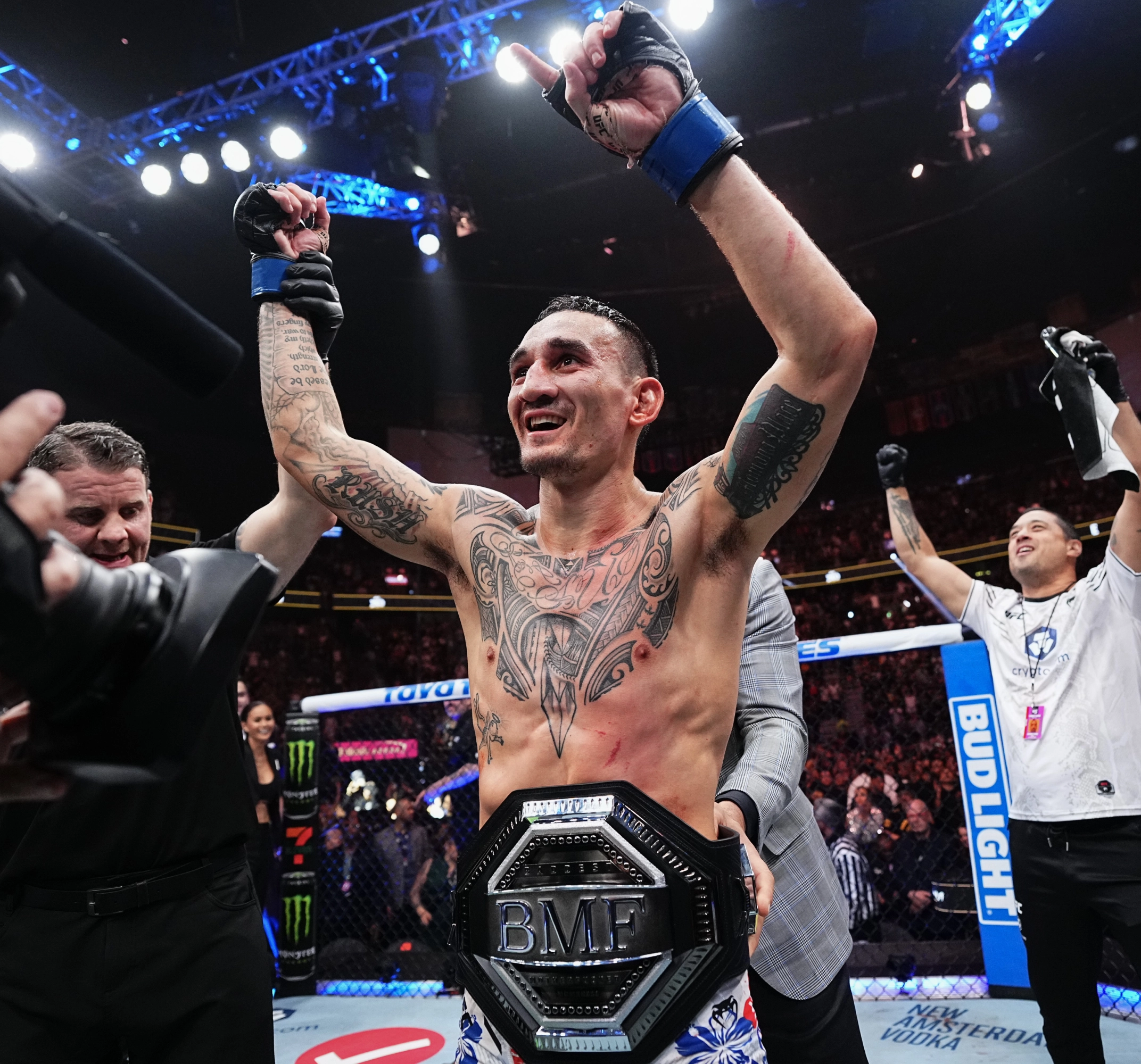 Marc Márquez sigue sin tener rival al sprint y se corona en Brno con su undécima victoria Marc Márquez sigue sin tener rival al sprint y se corona en Brno con su undécima victoria