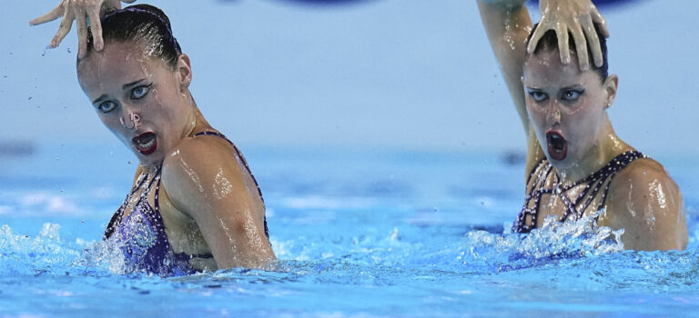 Otro oro más para España en el Mundial de Singapur: Iris Tió y Dennis González, campeones en el dúo mixto libre Otro oro más para España en el Mundial de Singapur: Iris Tió y Dennis González, campeones en el dúo mixto libre