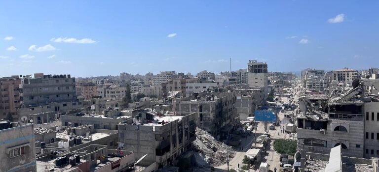 La desesperación de una gazatí que pide asilo a España: «He experimentado el horror desde el primer minuto de este genocidio»