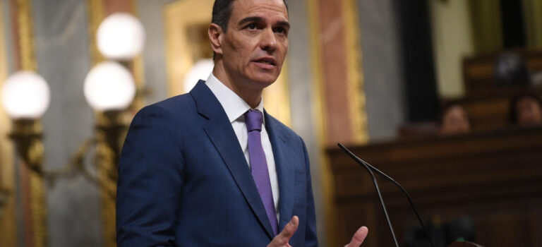 Prohibido preguntar sobre los reyes: así ‘esquiva’ el Gobierno responder a los diputados acerca de la Casa Real