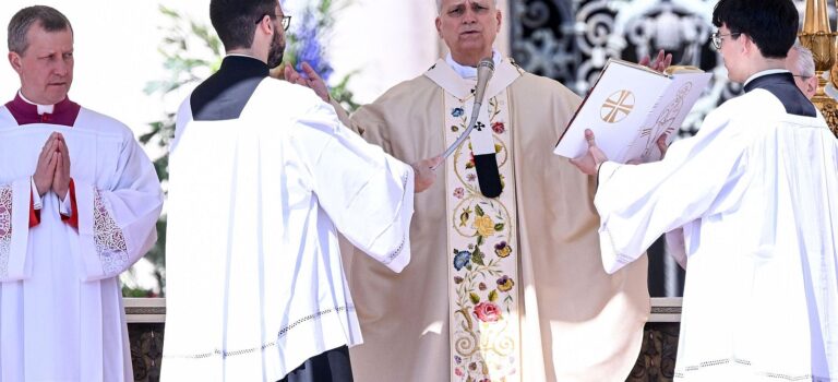 Directo, Misa del Domingo de Resurrección y bendición ‘Urbi et Orbi’: el papa pide esperanza frente a la guerra y la «idolatría del lucro»