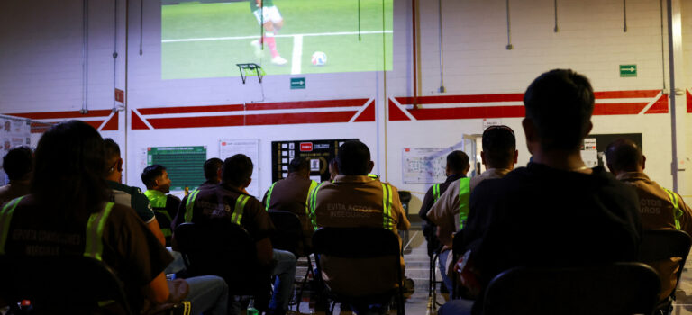 Acoso a los futbolistas negros y miedo a ir al estadio si eres latino: bienvenidos al Mundial de Trump