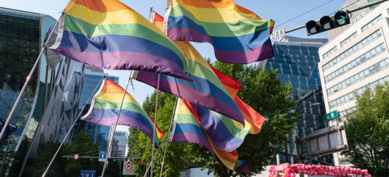 De las terapias de conversión a las de castidad: la Iglesia ensaya nuevas formas de represión a las personas LGTBIQ+